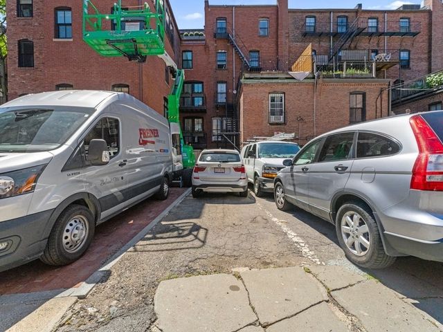 435 Marlborough St 6, Boston, MA 02115