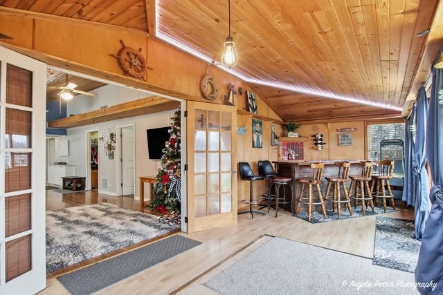 1614 River Terrace Drive, Johnsburg, IL 60051