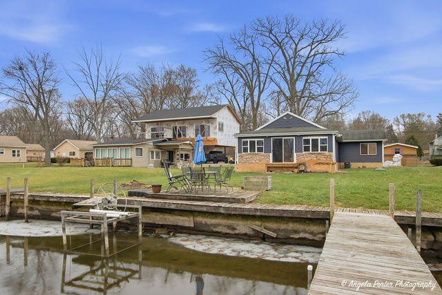 1614 River Terrace Drive, Johnsburg, IL 60051