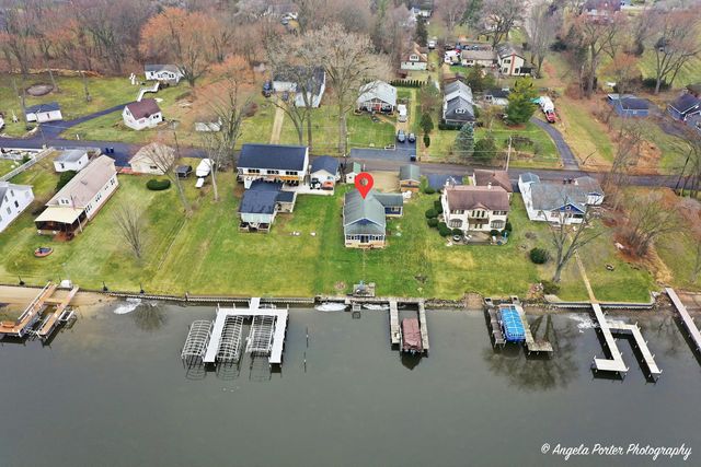 1614 River Terrace Drive, Johnsburg, IL 60051