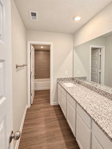 8114 Alpine Bearberry Drive, Houston, TX 77016