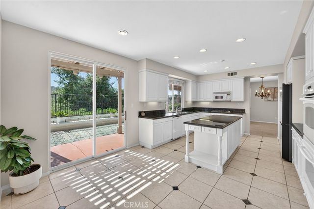 45339 Tiburcio, Temecula, CA 92592