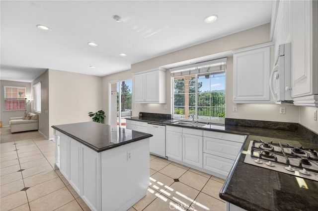 45339 Tiburcio, Temecula, CA 92592