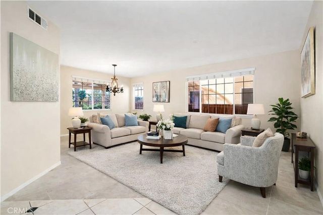 45339 Tiburcio, Temecula, CA 92592