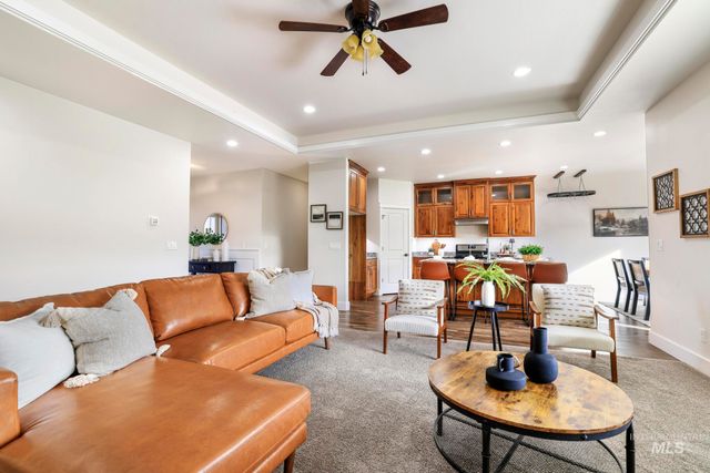 2080 Columbia Dr, Twin Falls, ID 83301