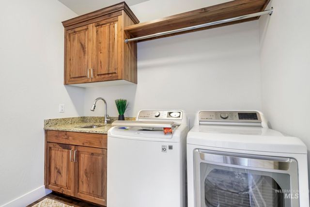 2080 Columbia Dr, Twin Falls, ID 83301