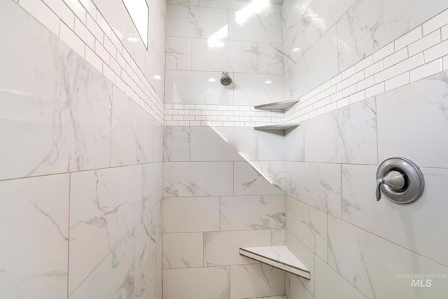 2080 Columbia Dr, Twin Falls, ID 83301