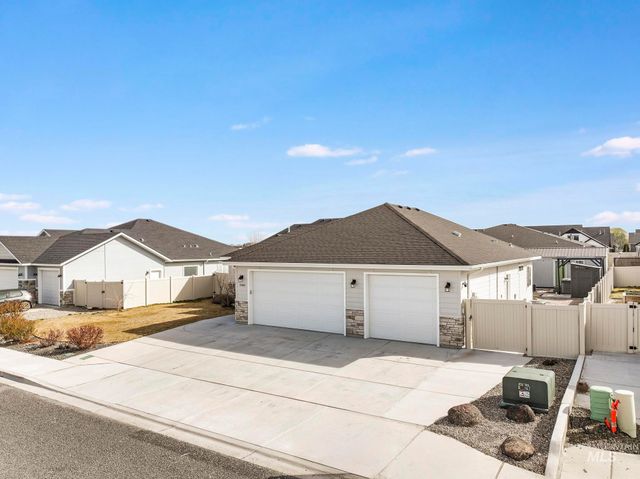 2080 Columbia Dr, Twin Falls, ID 83301