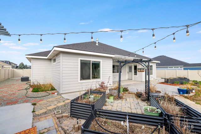 2080 Columbia Dr, Twin Falls, ID 83301