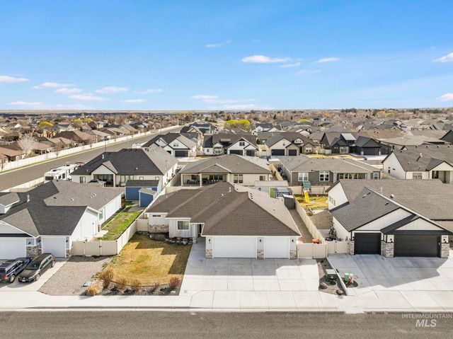 2080 Columbia Dr, Twin Falls, ID 83301