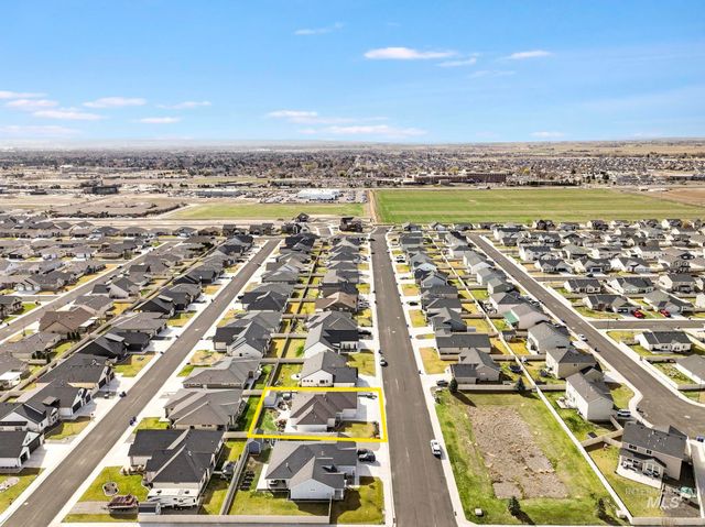 2080 Columbia Dr, Twin Falls, ID 83301