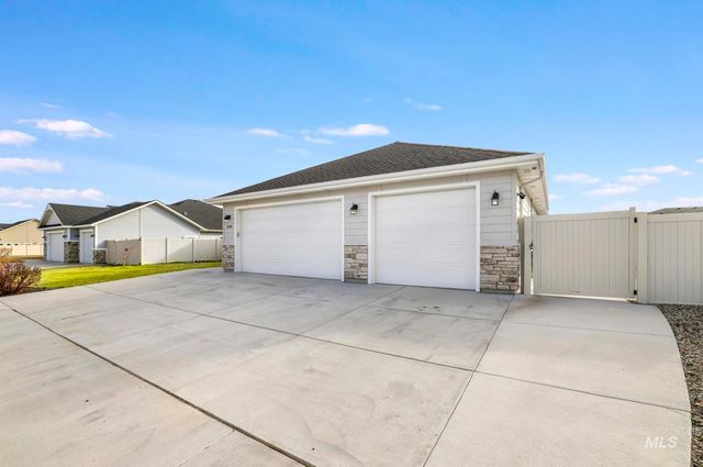 2080 Columbia Dr, Twin Falls, ID 83301