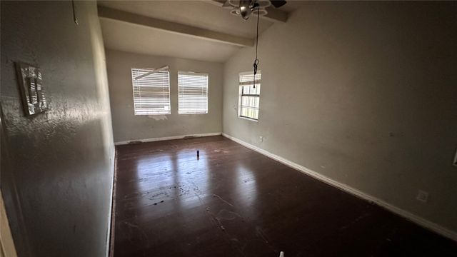 141 W Brownlee Avenue, Dallas, TX 75224