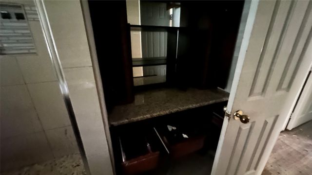 141 W Brownlee Avenue, Dallas, TX 75224