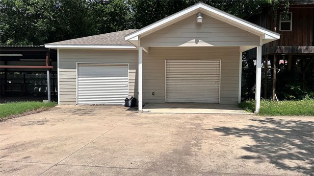 141 W Brownlee Avenue, Dallas, TX 75224