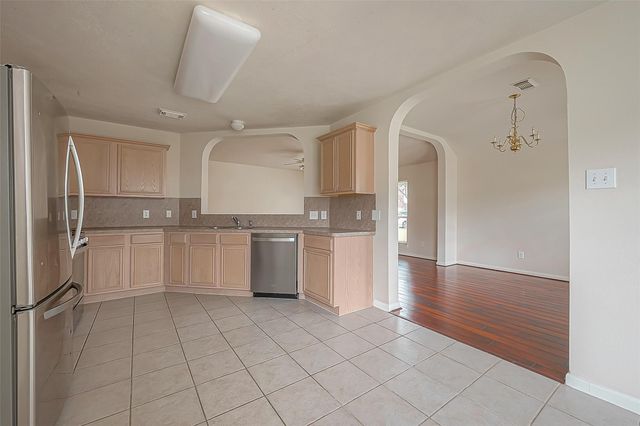 11814 Copperas Creek Drive, Sugar Land, TX 77498