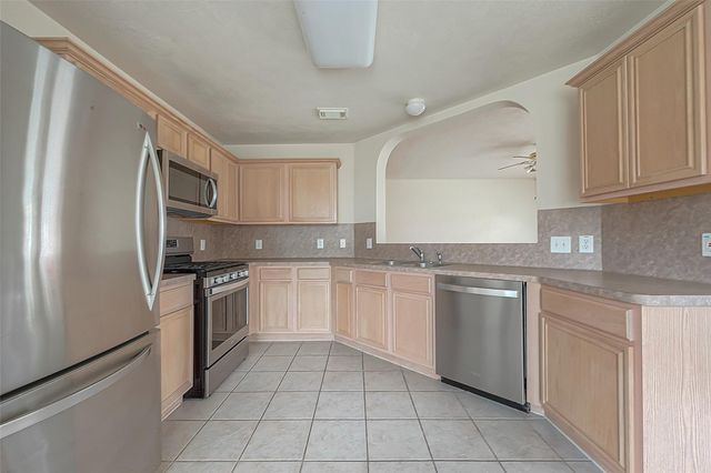 11814 Copperas Creek Drive, Sugar Land, TX 77498