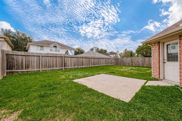 11814 Copperas Creek Drive, Sugar Land, TX 77498