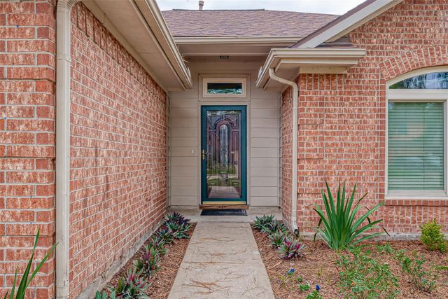 11814 Copperas Creek Drive, Sugar Land, TX 77498