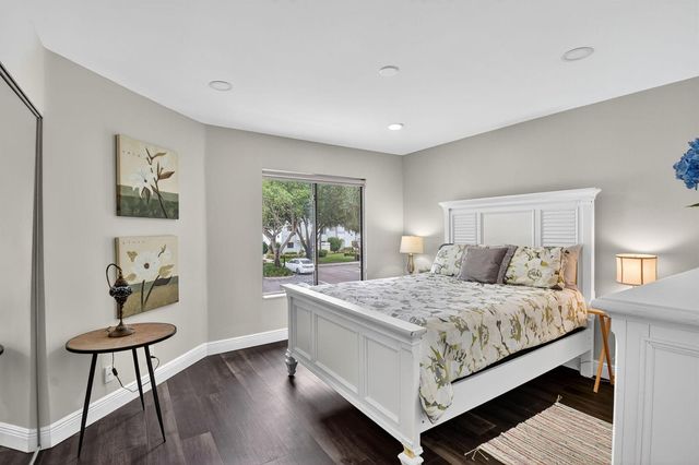 15307 Strathearn Drive 11204, Delray Beach, FL 33446