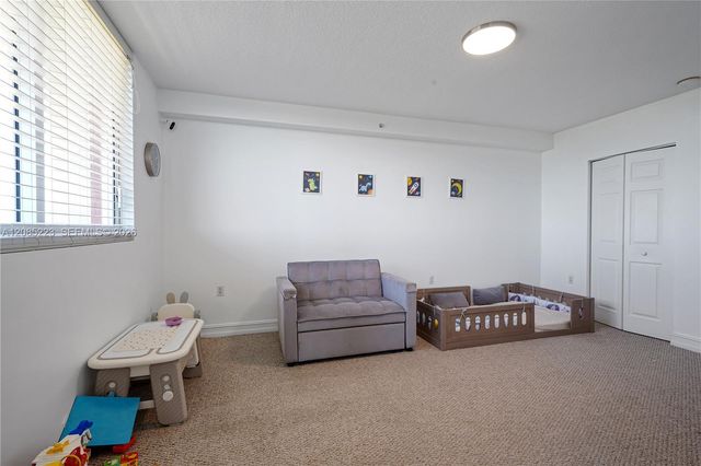 2001 N Ocean Boulevard 1002 S, Fort Lauderdale, FL 33305