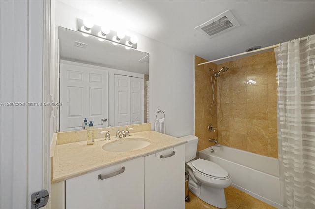 2001 N Ocean Boulevard 1002 S, Fort Lauderdale, FL 33305