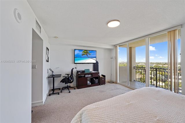 2001 N Ocean Boulevard 1002 S, Fort Lauderdale, FL 33305