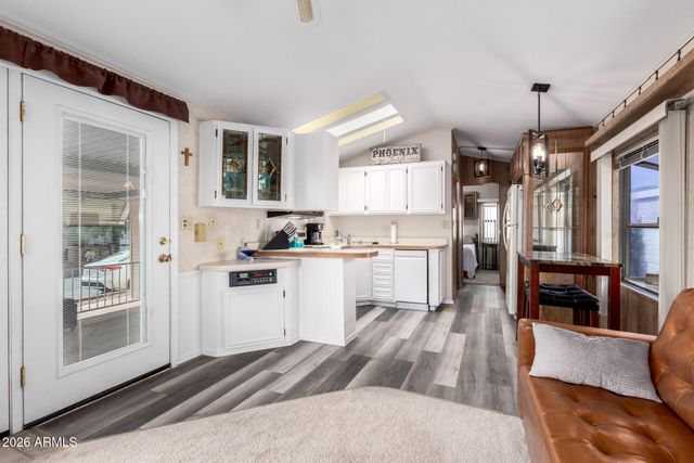 111 S GREENFIELD Road 547, Mesa, AZ 85206