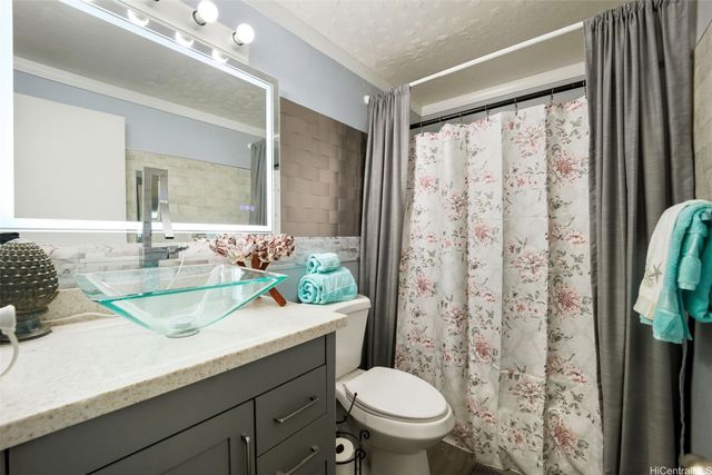 84-757 Kiana Place 515B, Waianae, HI 96792