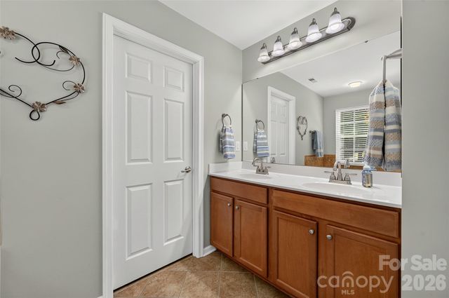 4018 Harmattan Drive, Denver, NC 28037
