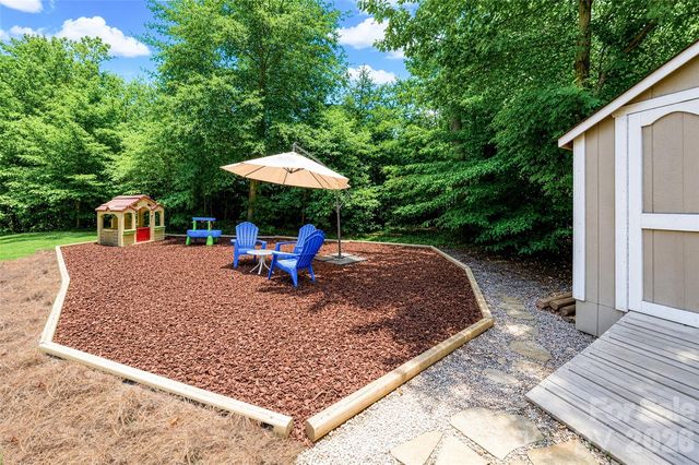 4018 Harmattan Drive, Denver, NC 28037