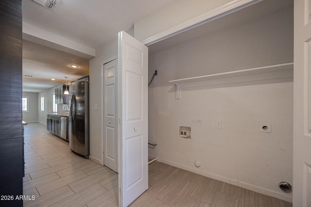 1332 E WHITTON Avenue, Phoenix, AZ 85014