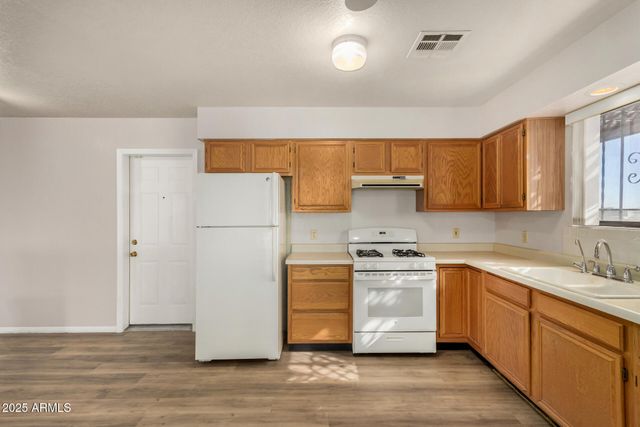 15762 S OVERFIELD Road, Arizona City, AZ 85123