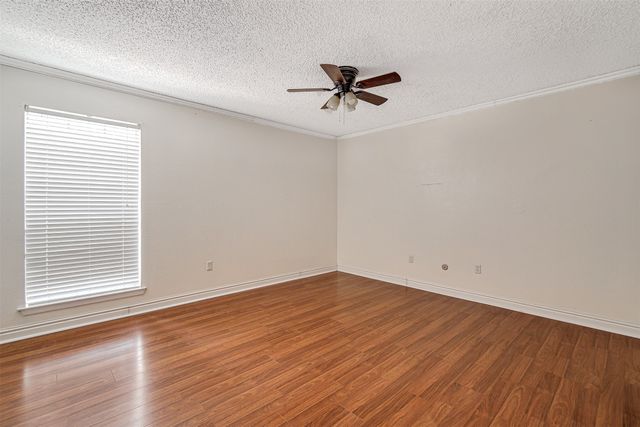 601 St Charles Drive, Arlington, TX 76013