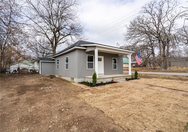 123 N Starr Avenue, Lincoln, AR 72744