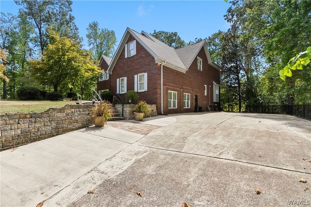 8615 Forrestal NE, Tuscaloosa, AL 35406