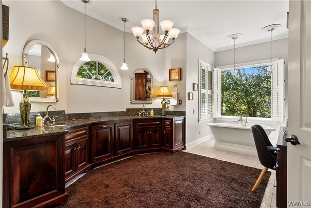 8615 Forrestal NE, Tuscaloosa, AL 35406