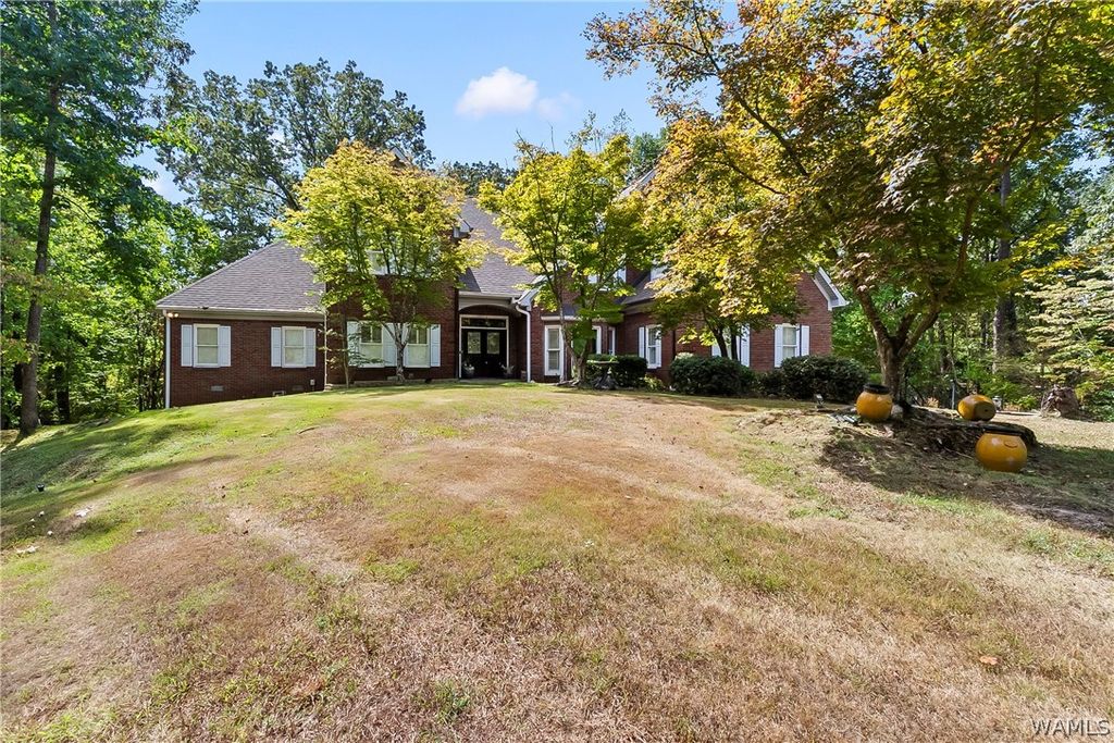 8615 Forrestal NE, Tuscaloosa, AL 35406