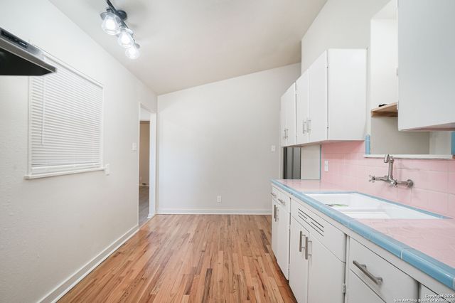 119 SULLIVAN DR, San Antonio, TX 78213
