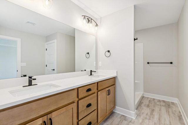 328 E Park Pl, Andover, KS 67002