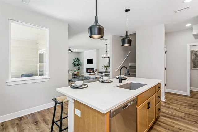 328 E Park Pl, Andover, KS 67002