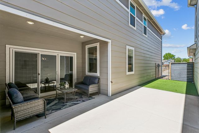 328 E Park Pl, Andover, KS 67002
