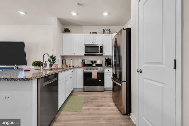 33 ALEXANDER WAY, Westampton, NJ 08060