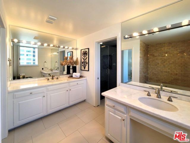 10550 Wilshire Boulevard 1004, Los Angeles, CA 90024