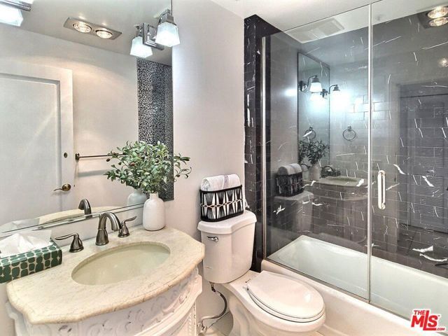 10550 Wilshire Boulevard 1004, Los Angeles, CA 90024