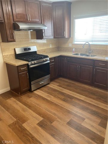 2704 W Grand Avenue B, Alhambra, CA 91801