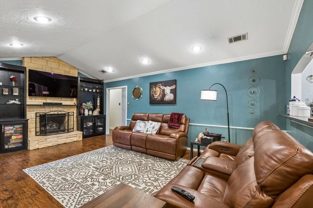 1709 Timbers Drive, Irving, TX 75061