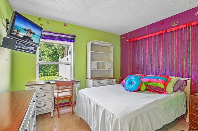 8208 RIVERBOAT DRIVE, Tampa, FL 33637