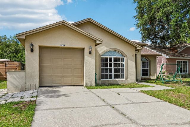 8208 RIVERBOAT DRIVE, Tampa, FL 33637