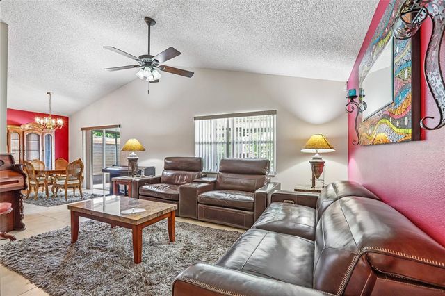 8208 RIVERBOAT DRIVE, Tampa, FL 33637